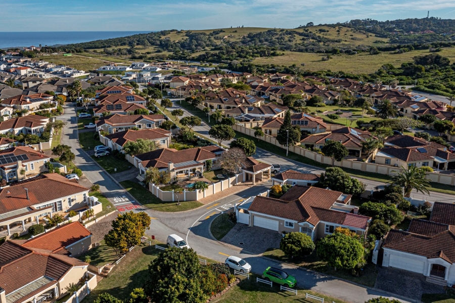 4 Bedroom Property for Sale in Lovemore Park Eastern Cape